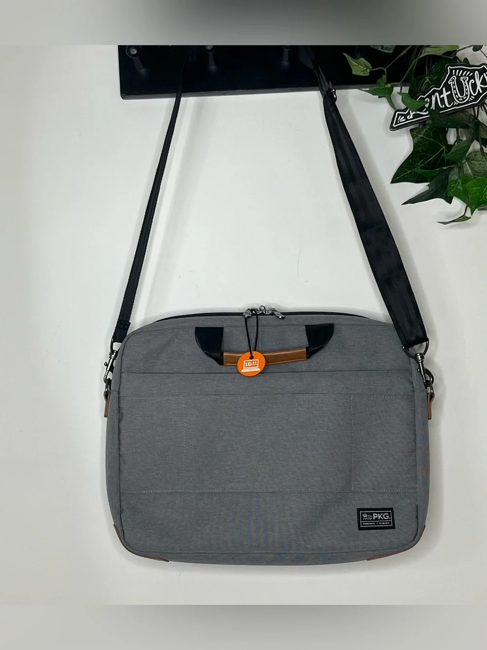 PKG Annex Messenger 16” Laptop Bag New
